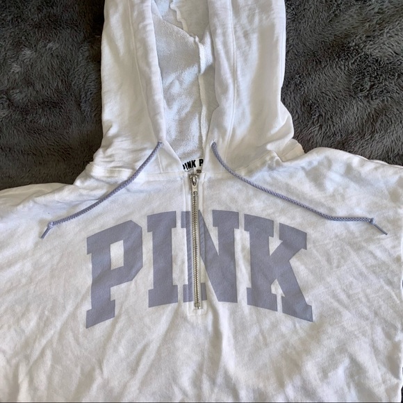 PINK Victoria’s Secret Cropped Sweatshirt - Picture 4 of 5